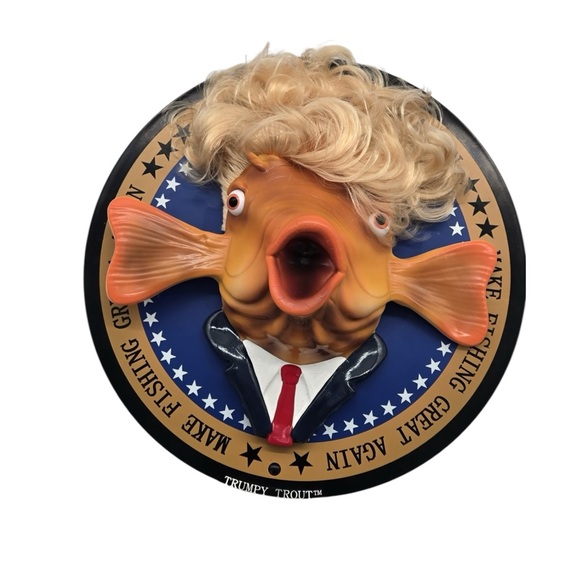 Trumpy Trout TALKING TRUMP/ Fish Make Fishing Great Again Animated Talking Fish - Picture 1 of 10